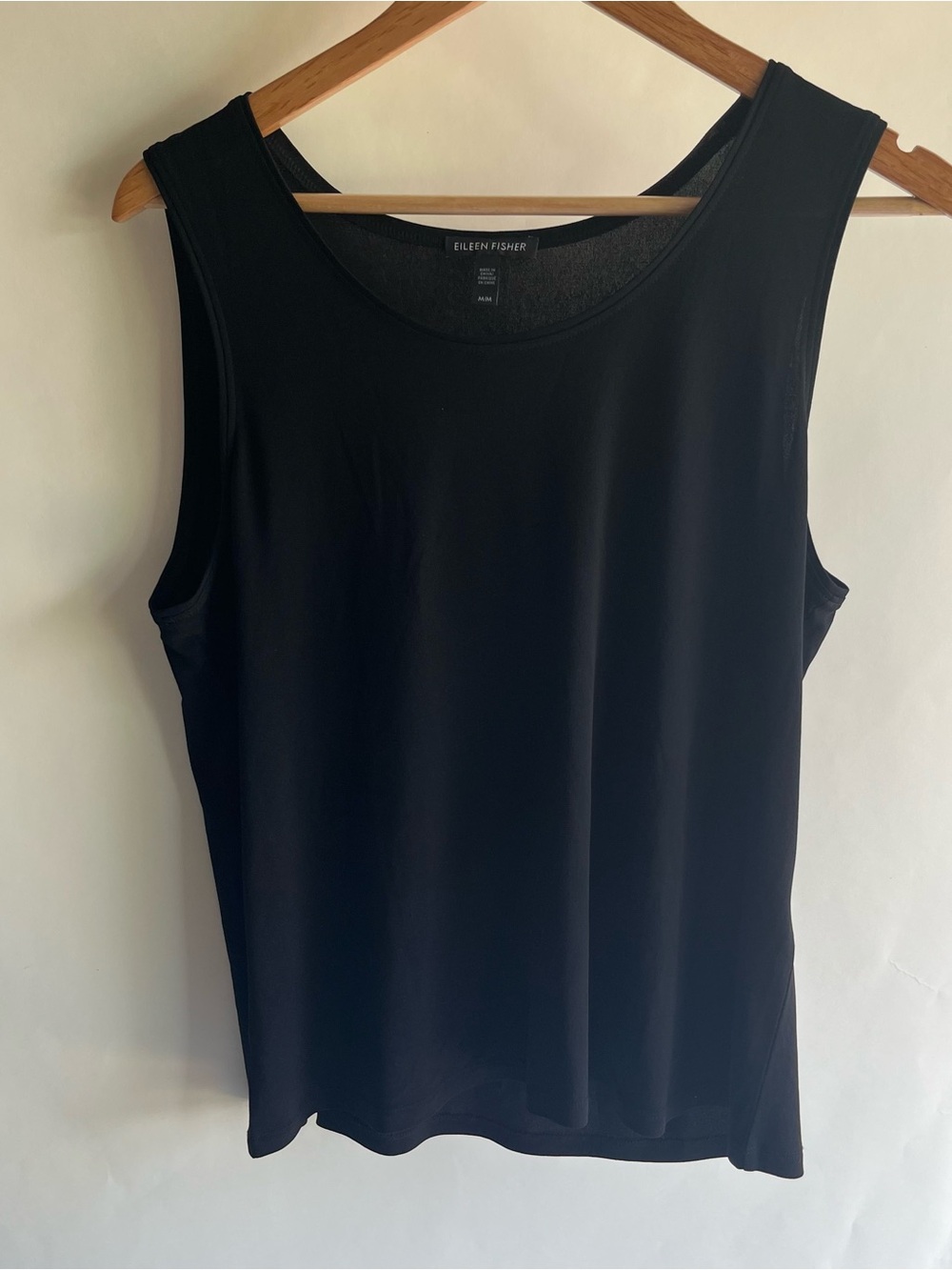 Eileen Fisher Silk Tank Sleeveless Blouse Sz Med 100% Silk Black EUC